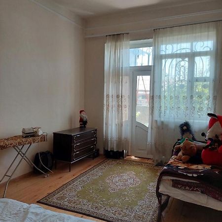 Mazmanyan 181 Lägenhet Gjumri Exteriör bild